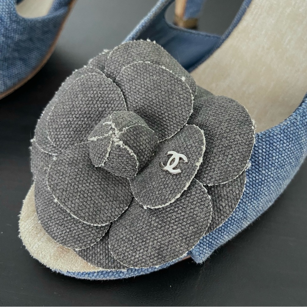 CHANEL Denim Camellia CC Logo Sandals Heels Open Toe Slingback 37.5 - Picture 4 of 16